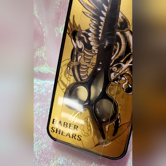 Ed Hardy bundle - Picture 3 of 10